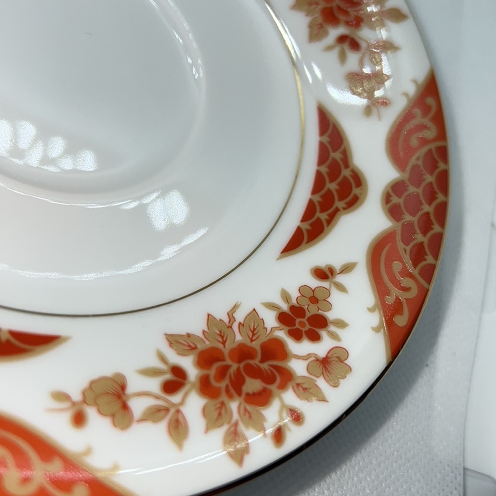 MIKASA EMPRESS FOOTED TEACUP AND SAUCER FINE CHINE VINTAGE L6009 - Picture 8 of 16